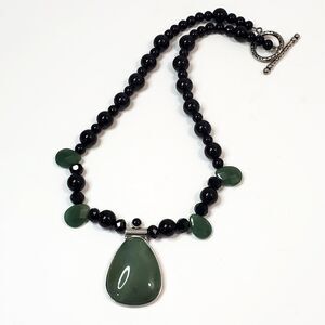 Jade & Black Glass Bead Silver Tone Toggle Necklace 18"